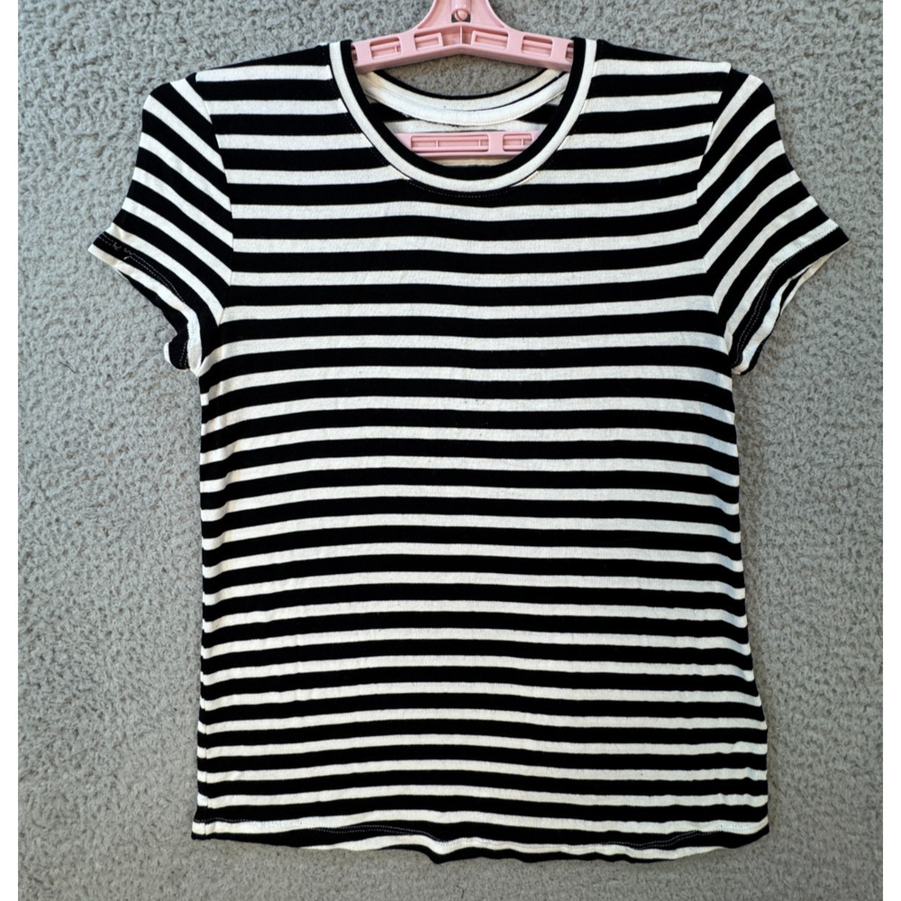 Graphic T Shirt Womens M White Black Stretch Casual Tee